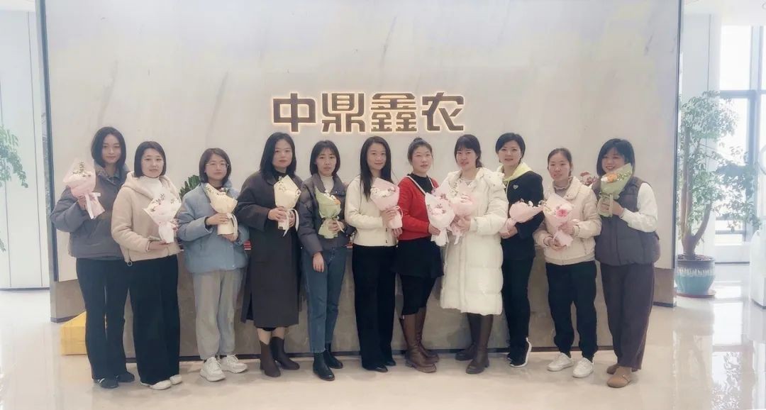 寵愛女神節(jié)，鼎鑫集團(tuán)送出花海與甜蜜驚喜！